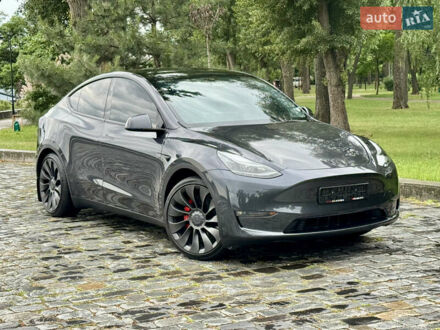 Тесла Model Y 2024 в Киеве на Automoto.ua Серый Тесла Model Y, объемом двигателя 0 л и пробегом 7 тыс. км за 33999 $, фото 1 на Automoto.ua