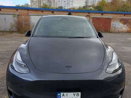 Серый Тесла Model Y, объемом двигателя 0 л и пробегом 15 тыс. км за 32500 $, фото 1 на Automoto.ua