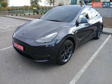 Тесла Model Y 2024 в Днепре (Днепропетровске) на Automoto.ua Серый Тесла Model Y, объемом двигателя 0 л и пробегом 5 тыс. км за 27200 $, фото 1 на Automoto.ua
