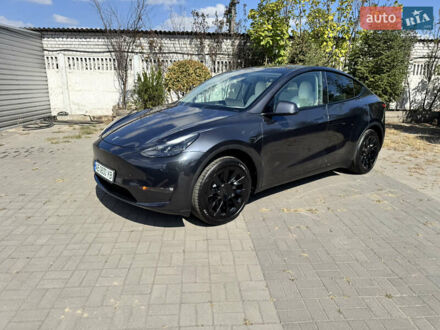 Тесла Model Y 2024 в Днепре (Днепропетровске) на Automoto.ua Серый Тесла Model Y, объемом двигателя 0 л и пробегом 4 тыс. км за 33333 $, фото 1 на Automoto.ua
