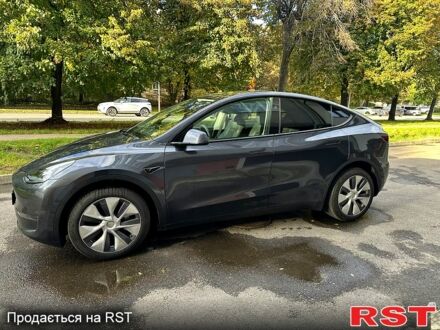 Тесла Model Y 2024 у Львові на Automoto.ua Сірий Тесла Model Y, об'ємом двигуна 0.38 л та пробігом 12 тис. км за 32500 $, фото 1 на Automoto.ua