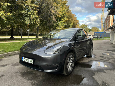 Тесла Model Y 2024 в Львове на Automoto.ua Серый Тесла Model Y, объемом двигателя 0 л и пробегом 12 тыс. км за 32500 $, фото 1 на Automoto.ua