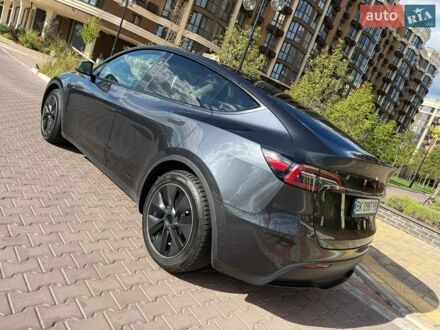 Серый Тесла Model Y, объемом двигателя 0 л и пробегом 44 тыс. км за 29000 $, фото 1 на Automoto.ua