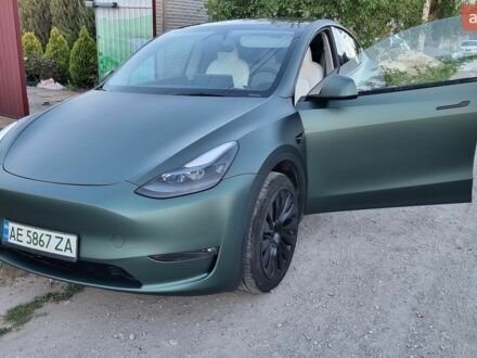Серый Тесла Model Y, объемом двигателя 0 л и пробегом 12 тыс. км за 33500 $, фото 1 на Automoto.ua