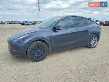 Серый Тесла Model Y, объемом двигателя 0 л и пробегом 16 тыс. км за 11000 $, фото 1 на Automoto.ua