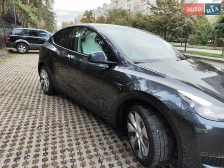Серый Тесла Model Y, объемом двигателя 0 л и пробегом 10 тыс. км за 34400 $, фото 1 на Automoto.ua