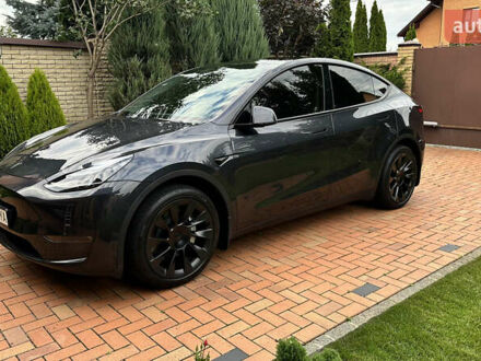 Тесла Model Y 2024 в Виннице на Automoto.ua Серый Тесла Model Y, объемом двигателя 0 л и пробегом 20 тыс. км за 35500 $, фото 1 на Automoto.ua