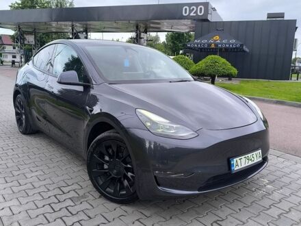 Серый Тесла Model Y, объемом двигателя 0 л и пробегом 4 тыс. км за 24800 $, фото 1 на Automoto.ua