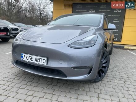 Серый Тесла Model Y, объемом двигателя 0 л и пробегом 35 тыс. км за 33500 $, фото 1 на Automoto.ua