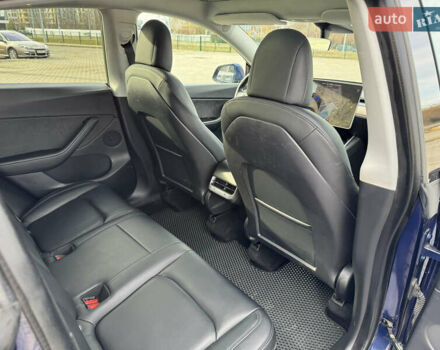 Синий Тесла Model Y, объемом двигателя 0 л и пробегом 83 тыс. км за 23800 $, фото 28 на Automoto.ua