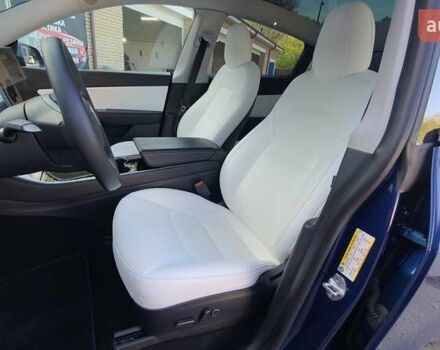 Синий Тесла Model Y, объемом двигателя 0 л и пробегом 110 тыс. км за 24900 $, фото 12 на Automoto.ua