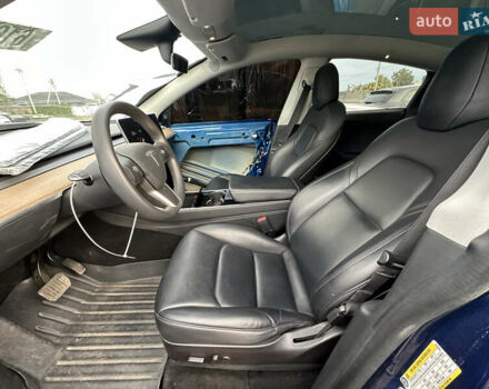 Синий Тесла Model Y, объемом двигателя 0 л и пробегом 186 тыс. км за 16000 $, фото 6 на Automoto.ua