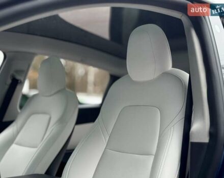 Синій Тесла Model Y, об'ємом двигуна 0 л та пробігом 77 тис. км за 22999 $, фото 13 на Automoto.ua