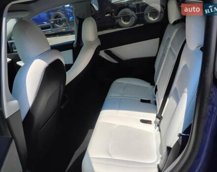 Синий Тесла Model Y, объемом двигателя 0 л и пробегом 136 тыс. км за 18100 $, фото 16 на Automoto.ua