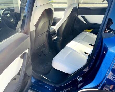 Синий Тесла Model Y, объемом двигателя 0 л и пробегом 76 тыс. км за 23200 $, фото 13 на Automoto.ua