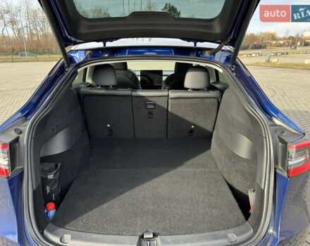 Синий Тесла Model Y, объемом двигателя 0 л и пробегом 83 тыс. км за 23800 $, фото 26 на Automoto.ua