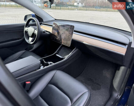 Синий Тесла Model Y, объемом двигателя 0 л и пробегом 83 тыс. км за 23800 $, фото 29 на Automoto.ua