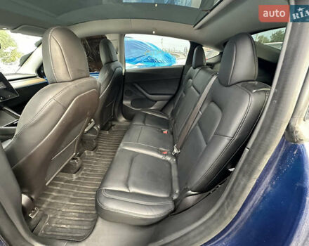 Синий Тесла Model Y, объемом двигателя 0 л и пробегом 186 тыс. км за 16000 $, фото 7 на Automoto.ua