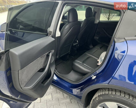 Синій Тесла Model Y, об'ємом двигуна 0 л та пробігом 111 тис. км за 24500 $, фото 7 на Automoto.ua