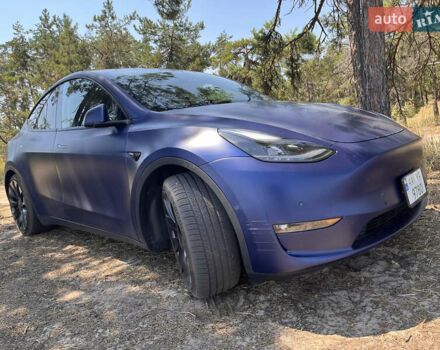 Синий Тесла Model Y, объемом двигателя 0 л и пробегом 75 тыс. км за 25000 $, фото 11 на Automoto.ua