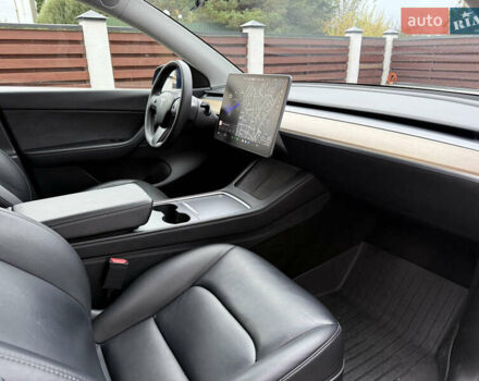 Тесла Model Y 2020 у Львові на Automoto.ua Синій Тесла Model Y, об'ємом двигуна 0 л та пробігом 138 тис. км за 22500 $, фото 15 на Automoto.ua