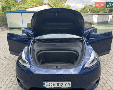 Синий Тесла Model Y, объемом двигателя 0 л и пробегом 35 тыс. км за 24000 $, фото 4 на Automoto.ua