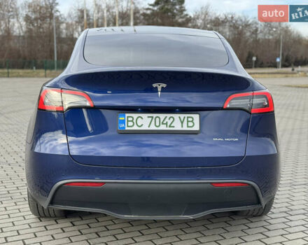Синий Тесла Model Y, объемом двигателя 0 л и пробегом 83 тыс. км за 23800 $, фото 8 на Automoto.ua