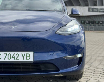 Синий Тесла Model Y, объемом двигателя 0 л и пробегом 83 тыс. км за 23800 $, фото 19 на Automoto.ua