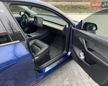 Синій Тесла Model Y, об'ємом двигуна 0 л та пробігом 111 тис. км за 24500 $, фото 9 на Automoto.ua