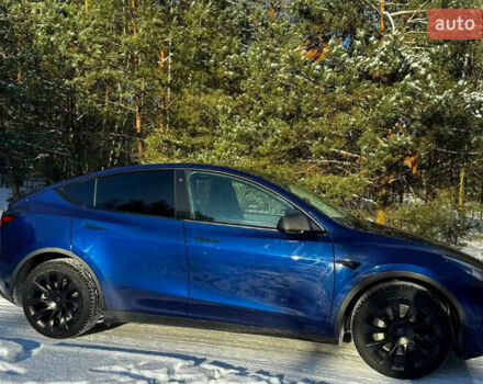 Синий Тесла Model Y, объемом двигателя 0 л и пробегом 55 тыс. км за 28000 $, фото 4 на Automoto.ua