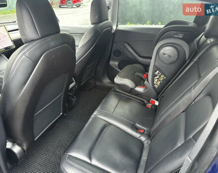 Синій Тесла Model Y, об'ємом двигуна 0 л та пробігом 82 тис. км за 26500 $, фото 8 на Automoto.ua