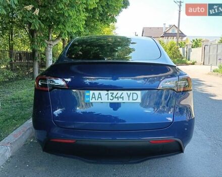 Синий Тесла Model Y, объемом двигателя 0 л и пробегом 65 тыс. км за 25000 $, фото 4 на Automoto.ua