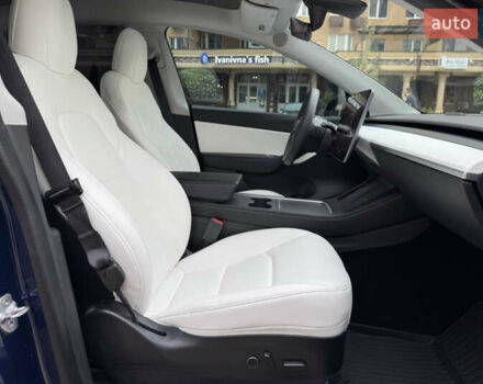 Синій Тесла Model Y, об'ємом двигуна 0 л та пробігом 28 тис. км за 24400 $, фото 13 на Automoto.ua