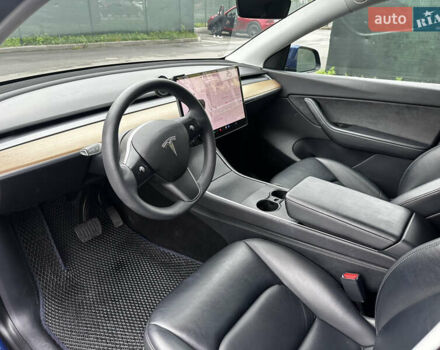 Синій Тесла Model Y, об'ємом двигуна 0 л та пробігом 82 тис. км за 26500 $, фото 7 на Automoto.ua