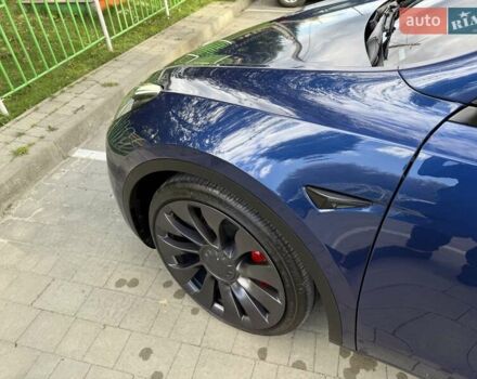 Синий Тесла Model Y, объемом двигателя 0 л и пробегом 86 тыс. км за 25900 $, фото 58 на Automoto.ua