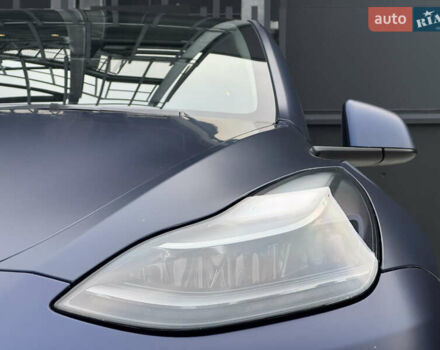 Синий Тесла Model Y, объемом двигателя 0 л и пробегом 88 тыс. км за 31990 $, фото 12 на Automoto.ua