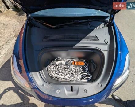 Синій Тесла Model Y, об'ємом двигуна 0 л та пробігом 84 тис. км за 28500 $, фото 14 на Automoto.ua