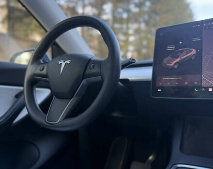 Синий Тесла Model Y, объемом двигателя 0 л и пробегом 97 тыс. км за 26500 $, фото 29 на Automoto.ua