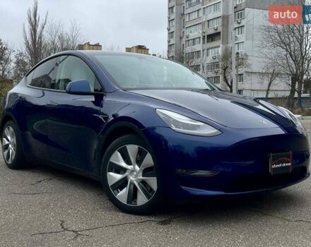 Синий Тесла Model Y, объемом двигателя 0 л и пробегом 130 тыс. км за 23500 $, фото 2 на Automoto.ua