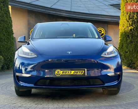 Синий Тесла Model Y, объемом двигателя 0 л и пробегом 72 тыс. км за 25750 $, фото 1 на Automoto.ua