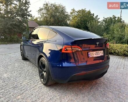 Синий Тесла Model Y, объемом двигателя 0 л и пробегом 90 тыс. км за 22300 $, фото 4 на Automoto.ua