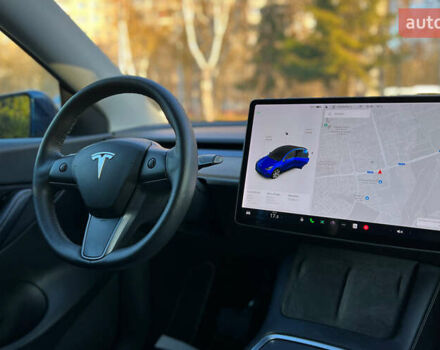 Синий Тесла Model Y, объемом двигателя 0 л и пробегом 72 тыс. км за 25750 $, фото 18 на Automoto.ua
