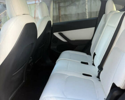 Синий Тесла Model Y, объемом двигателя 0 л и пробегом 97 тыс. км за 26500 $, фото 17 на Automoto.ua