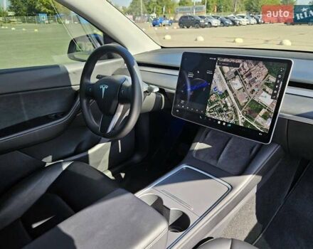 Синий Тесла Model Y, объемом двигателя 0 л и пробегом 53 тыс. км за 23500 $, фото 29 на Automoto.ua