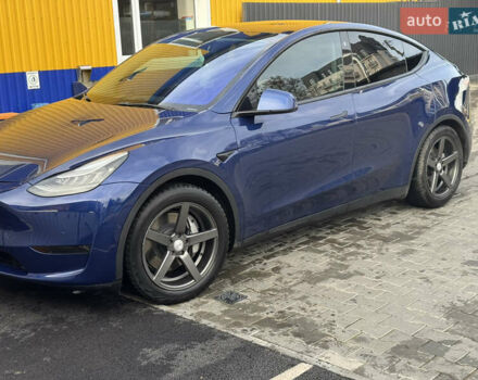 Синий Тесла Model Y, объемом двигателя 0 л и пробегом 95 тыс. км за 22000 $, фото 1 на Automoto.ua