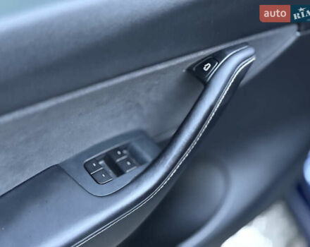 Тесла Model Y 2021 в Харькове на Automoto.ua Синий Тесла Model Y, объемом двигателя 0 л и пробегом 113 тыс. км за 21200 $, фото 39 на Automoto.ua