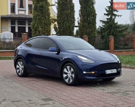 Синий Тесла Model Y, объемом двигателя 0 л и пробегом 99 тыс. км за 25500 $, фото 7 на Automoto.ua