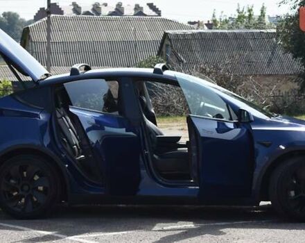Синий Тесла Model Y, объемом двигателя 0 л и пробегом 81 тыс. км за 25499 $, фото 15 на Automoto.ua