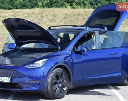 Синий Тесла Model Y, объемом двигателя 0 л и пробегом 81 тыс. км за 25499 $, фото 24 на Automoto.ua