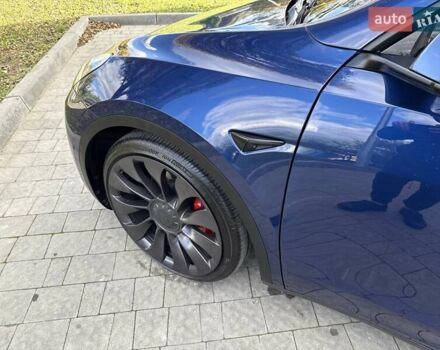 Синий Тесла Model Y, объемом двигателя 0 л и пробегом 87 тыс. км за 23999 $, фото 25 на Automoto.ua